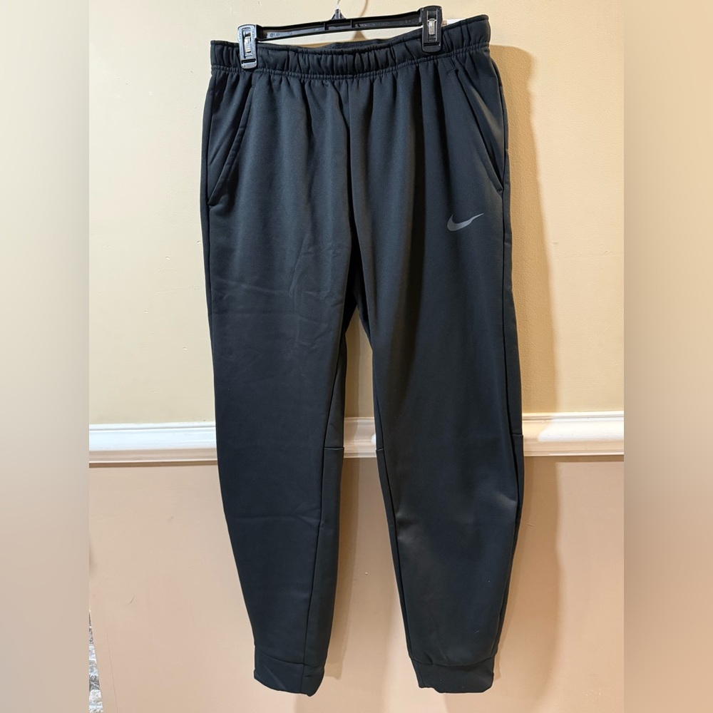 NWT Nike Therma-Fit Tapered Leg Training Long Pants - Men's Size Large